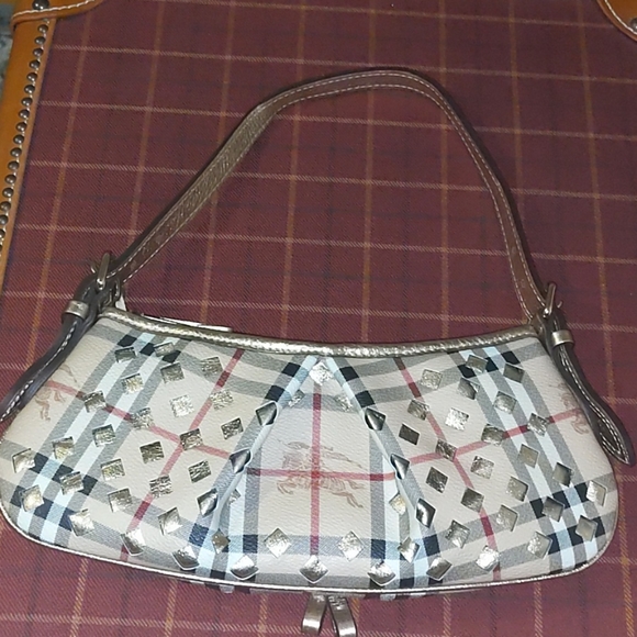 Burberry Metallic Gold Shoulder Bag - Picture 6 of 6